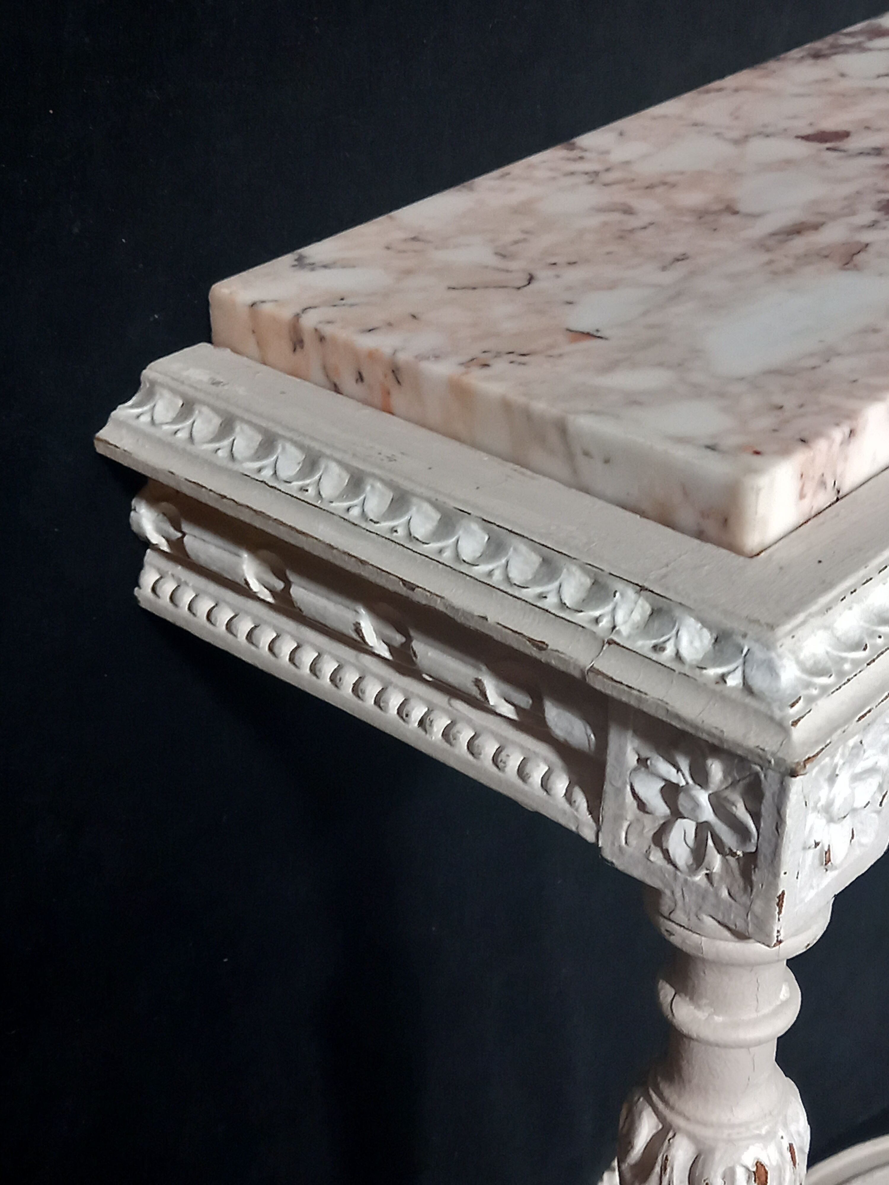 White wall lamp console Louis XVI style with pink marble top