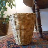 Wicker paper basket