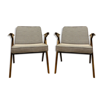 Paire de fauteuils conçus par Chierowski 60