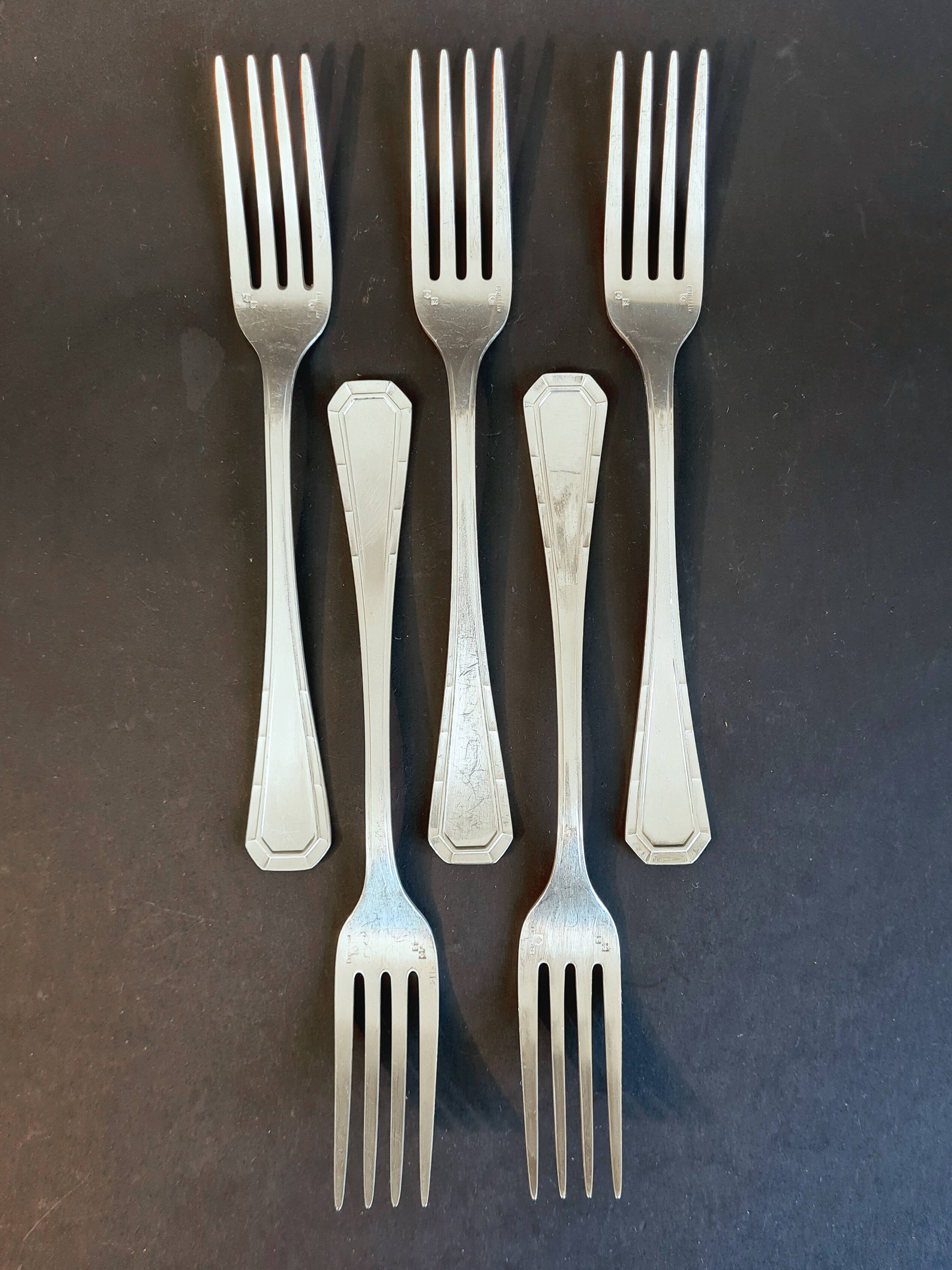 Lot de 5 fourchettes Christofle modèle "Tosca" - Art Déco