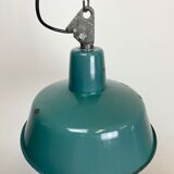 Lampe d’usine en émail vert industriel avec plateau en fonte, années 1960