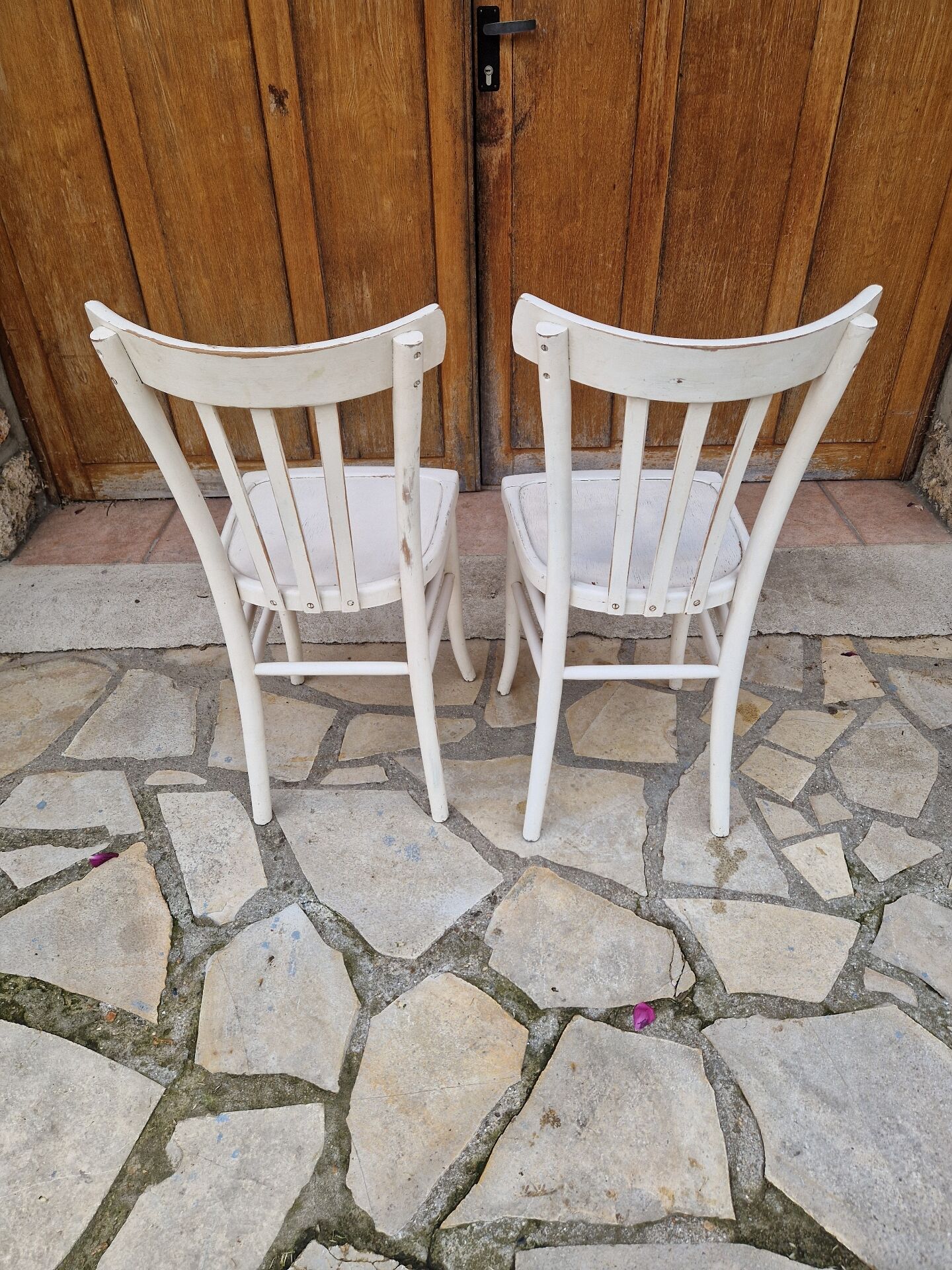 2 chaises bistrot vintage