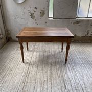 Table de ferme noyer plateau pivotable à allonges
