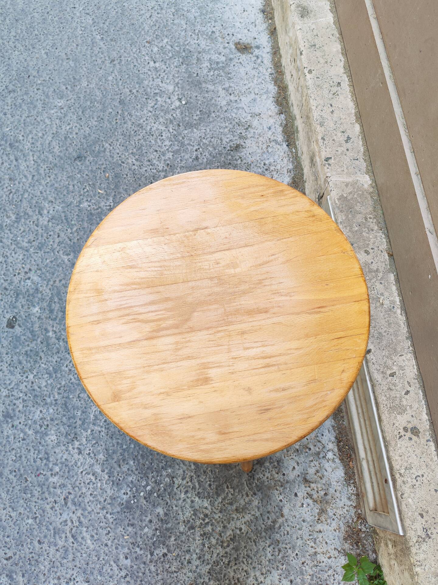 Vintage curved wooden stool