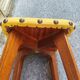 Petit tabouret en bois et tapisserie