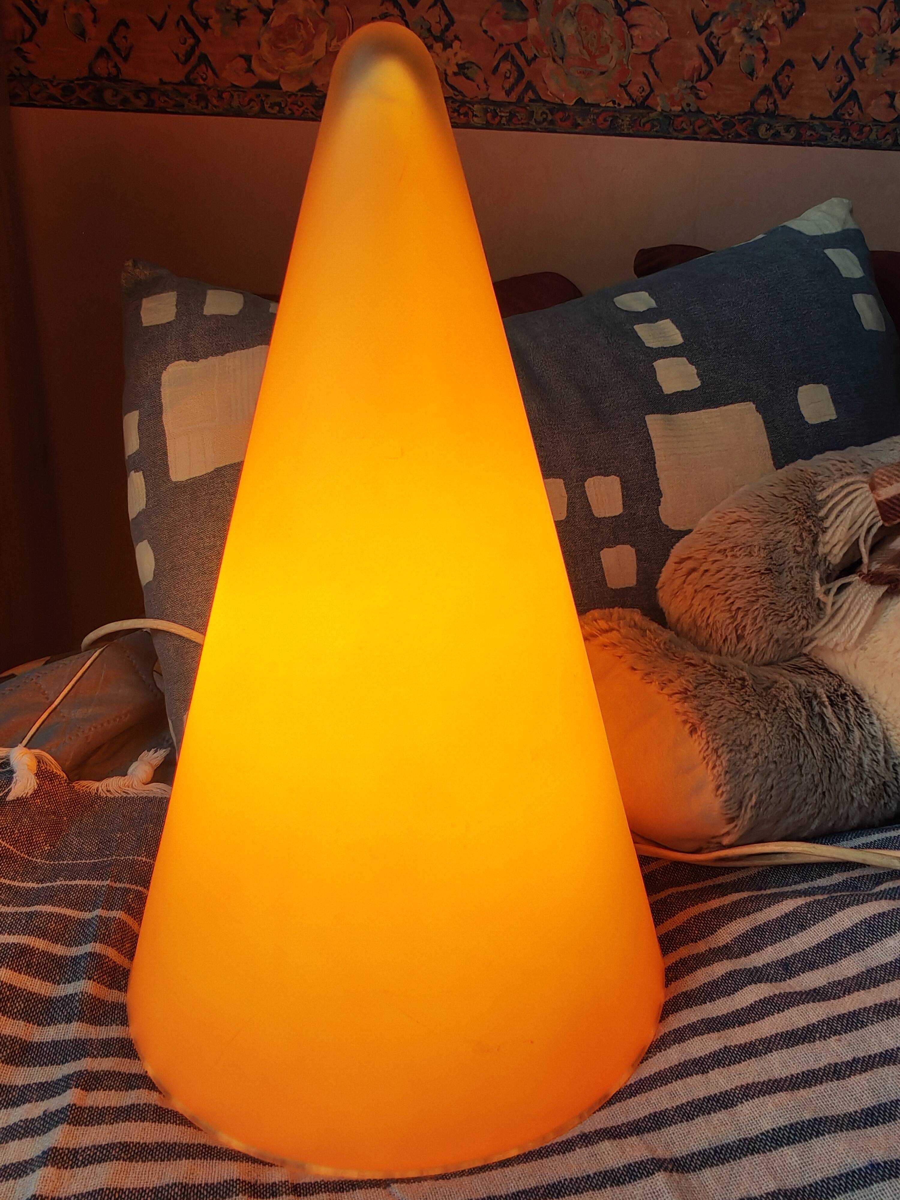 Lampe Teepee, années 80