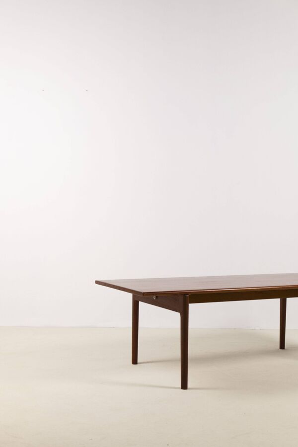 Table basse en teck massif et chêne AT-15 de Hans Wegner pour Andreas Tuck