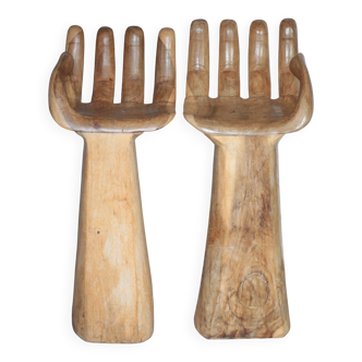 Pair of hand-shaped wooden chairs, wooden bar stool, wooden chair, chair
