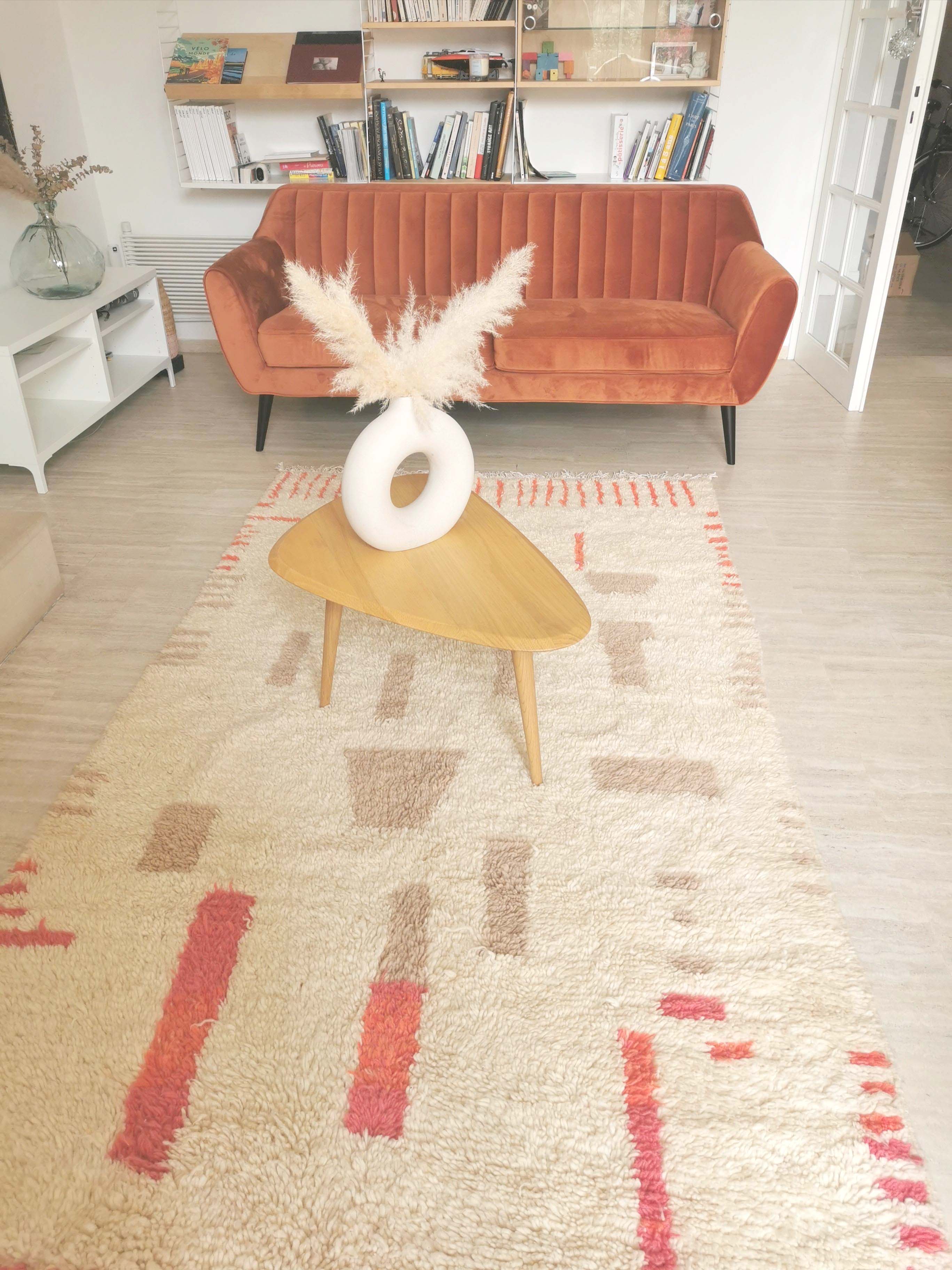 Berber carpet Azilal wool with two-tone geometric patterns