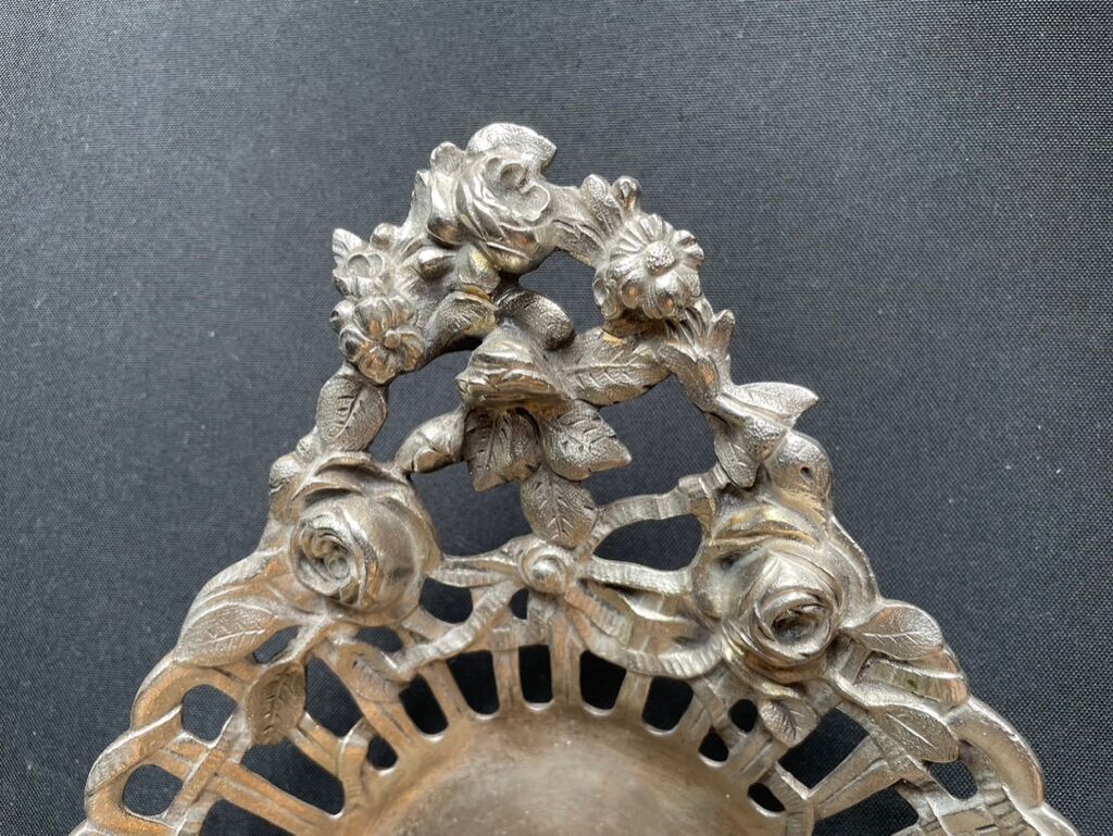 Silver bronze basket