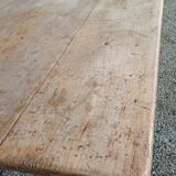 Farm table