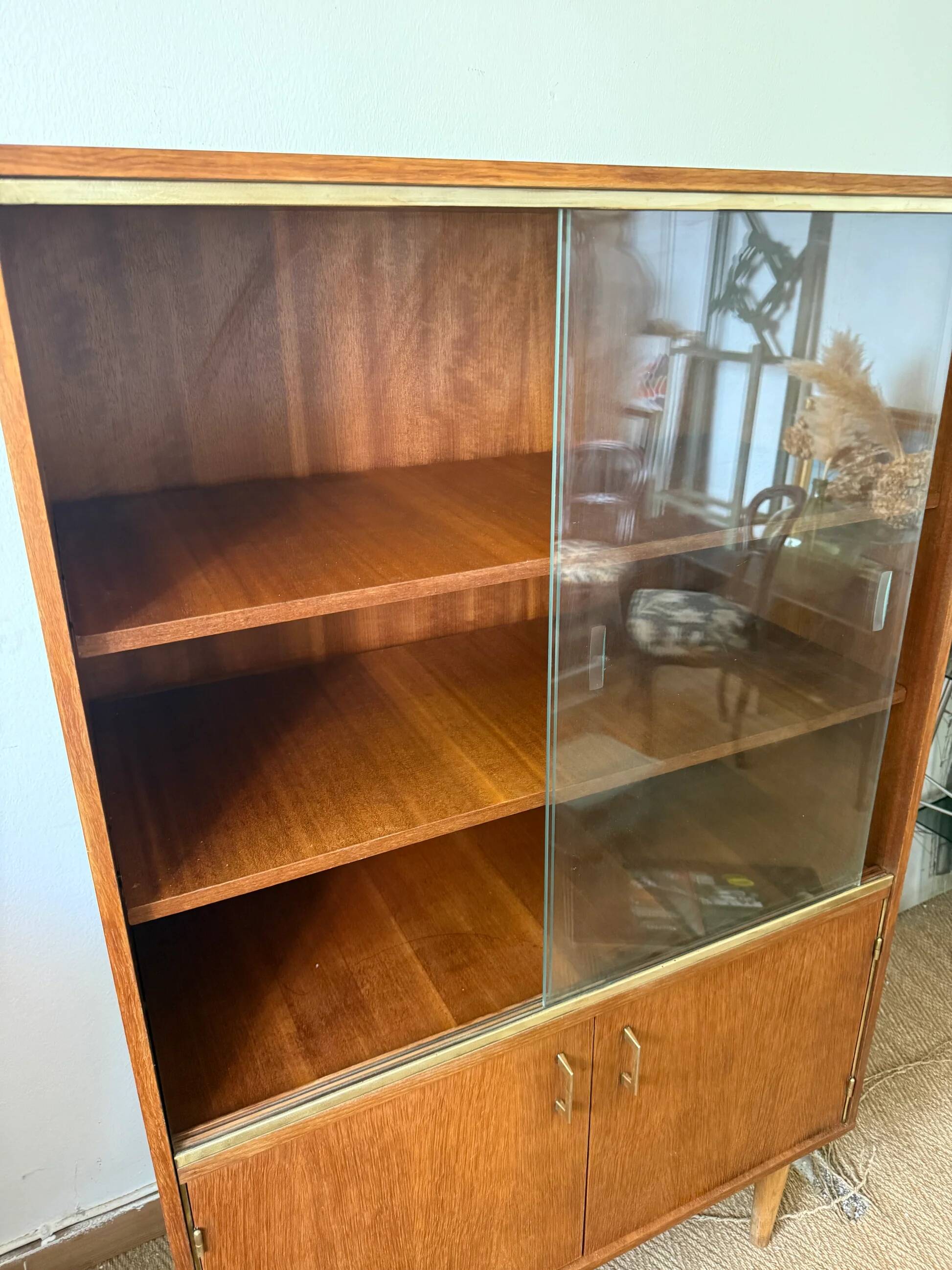 Vintage display cabinet bookshelf
