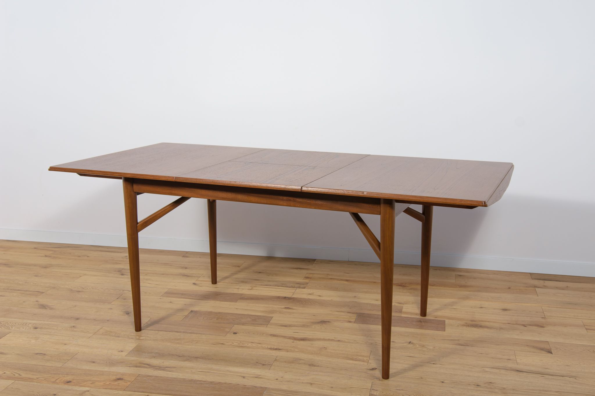 Table à manger en teck extensible du milieu du siècle Everest, années 1960
