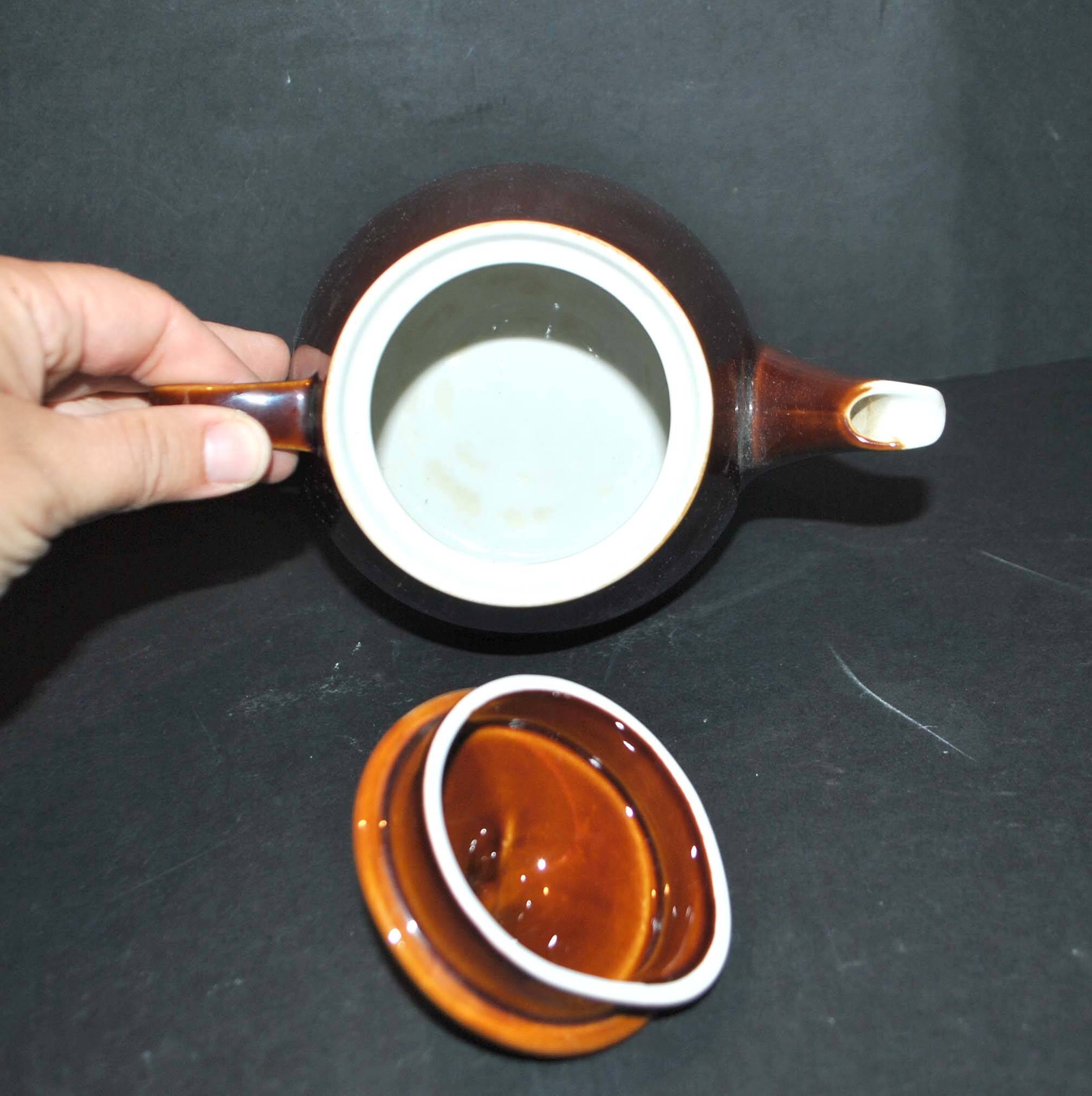 Vintage Villeroy Boch ceramic teapot 1960-70 chocolate caramel color