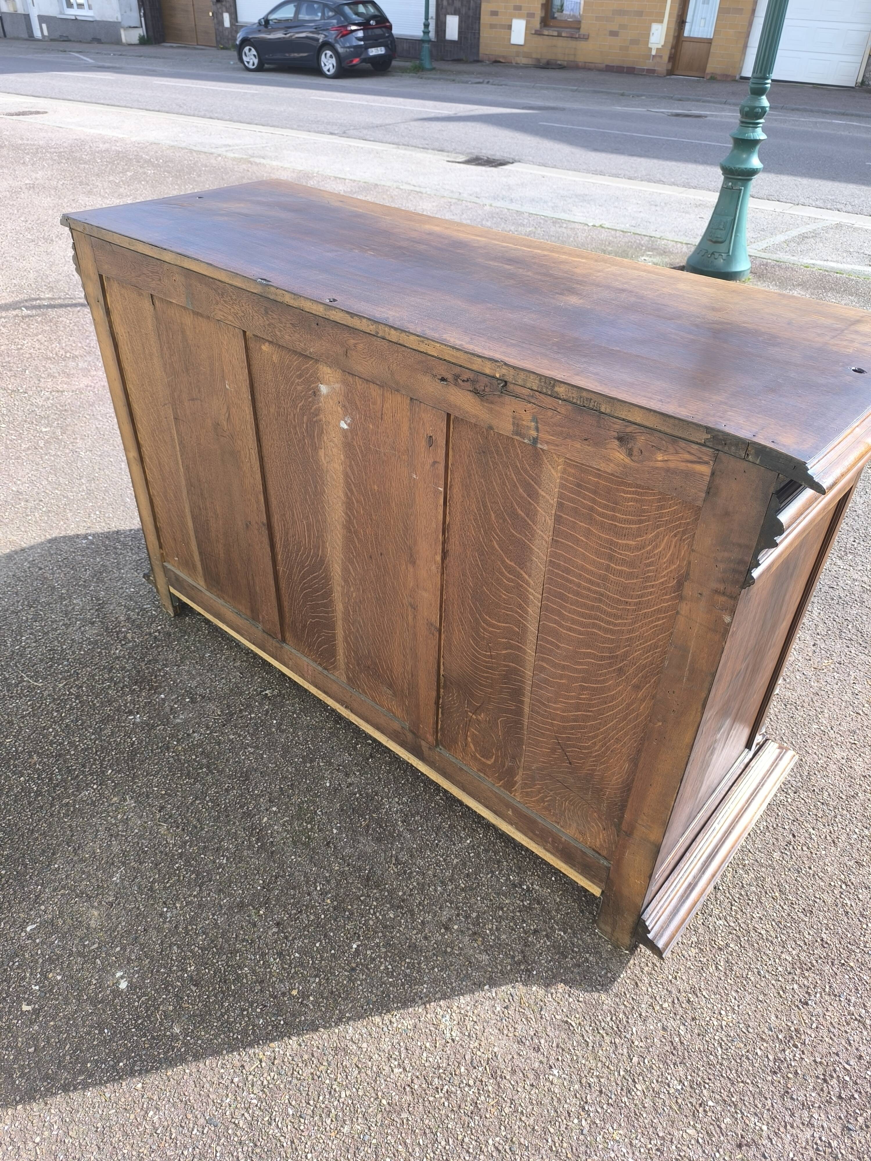 Buffet base Henri II