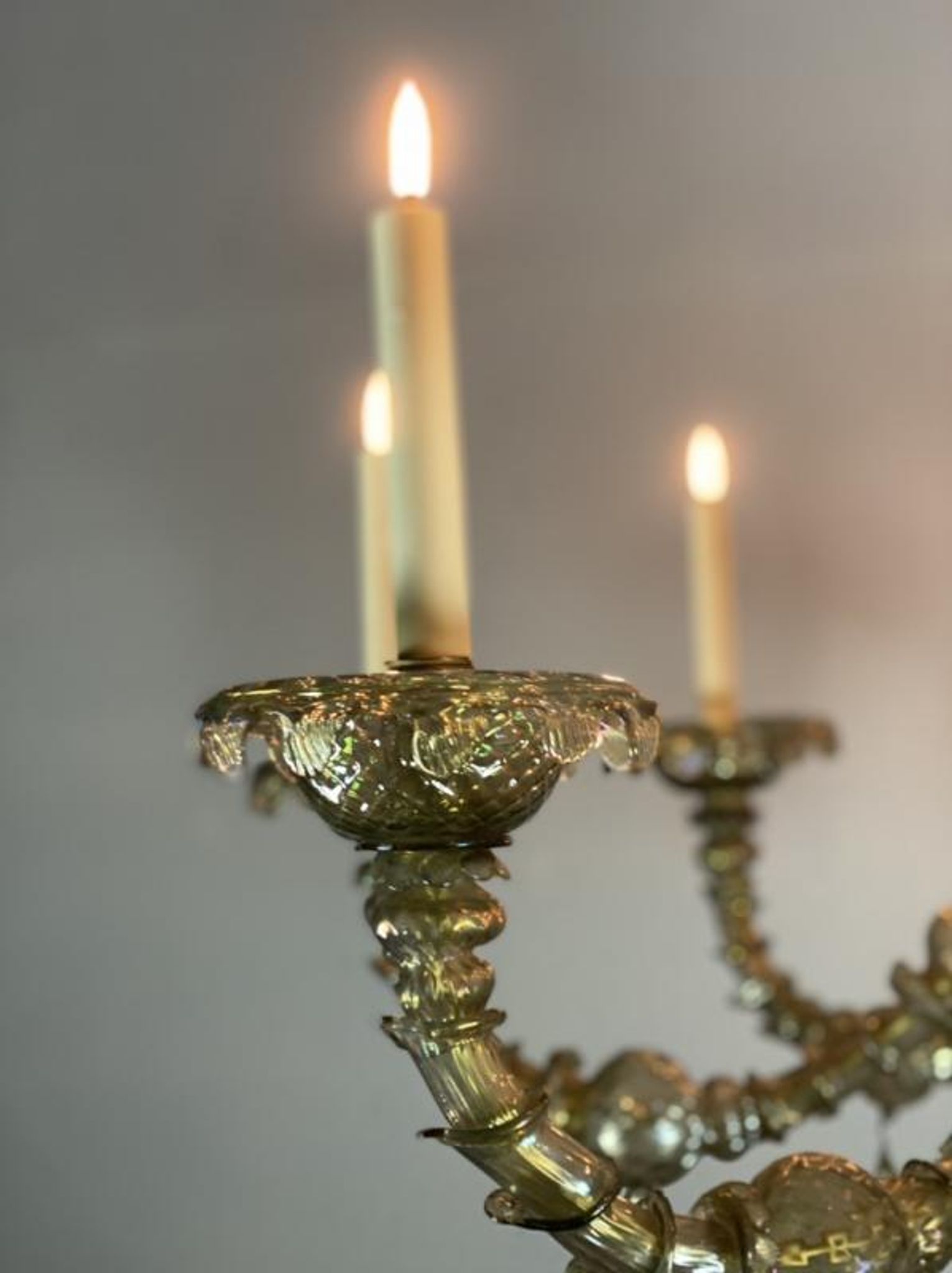 Rezzonico Venetian Lustre In Murano Glass Mordoré With Green Reflections, 10 Bras Of Light