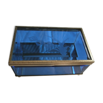 Jewelry box