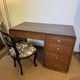 Art Deco desk in wood and walnut veneer.