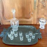 Verres anciens à liqueurs