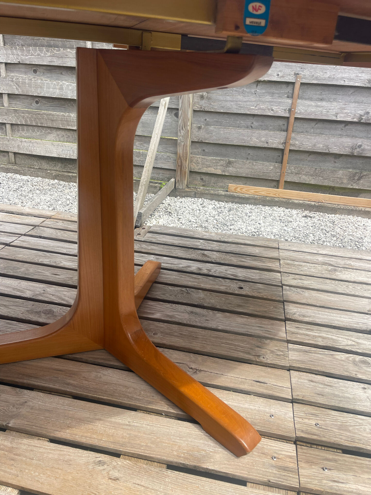 Oval table Baumann, two extensions, rosewood top.