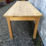 Farm table