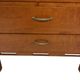 Petite commode vintage des années 1960 en chêne.