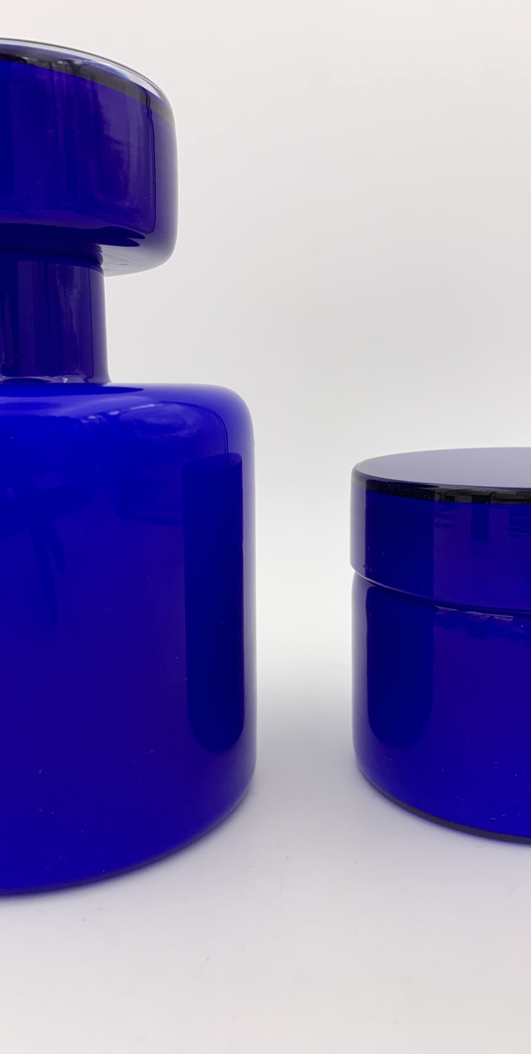 Set of glass bottles, toilet pad, Klein blue - 20th century