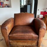 Fauteuil club moustache convertible