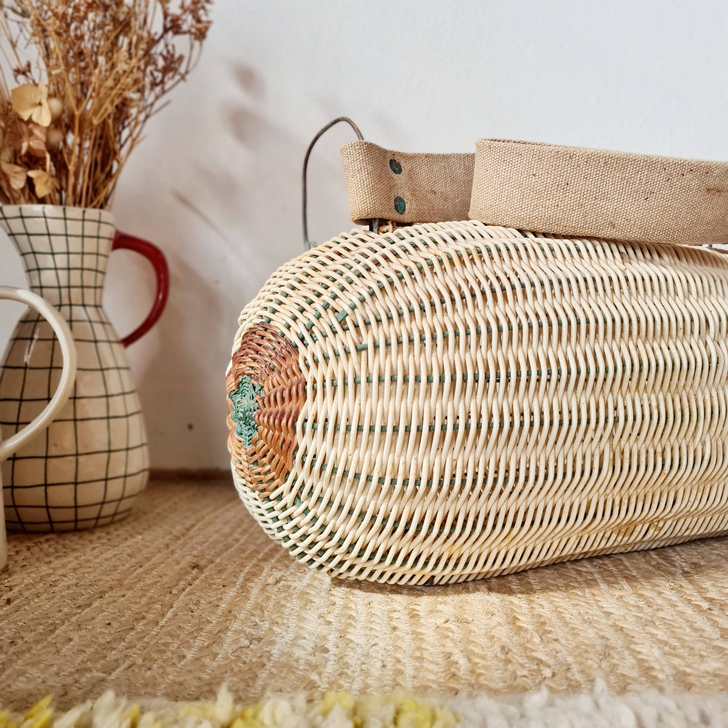 Panier ancien, besace en osier tressé - art populaire