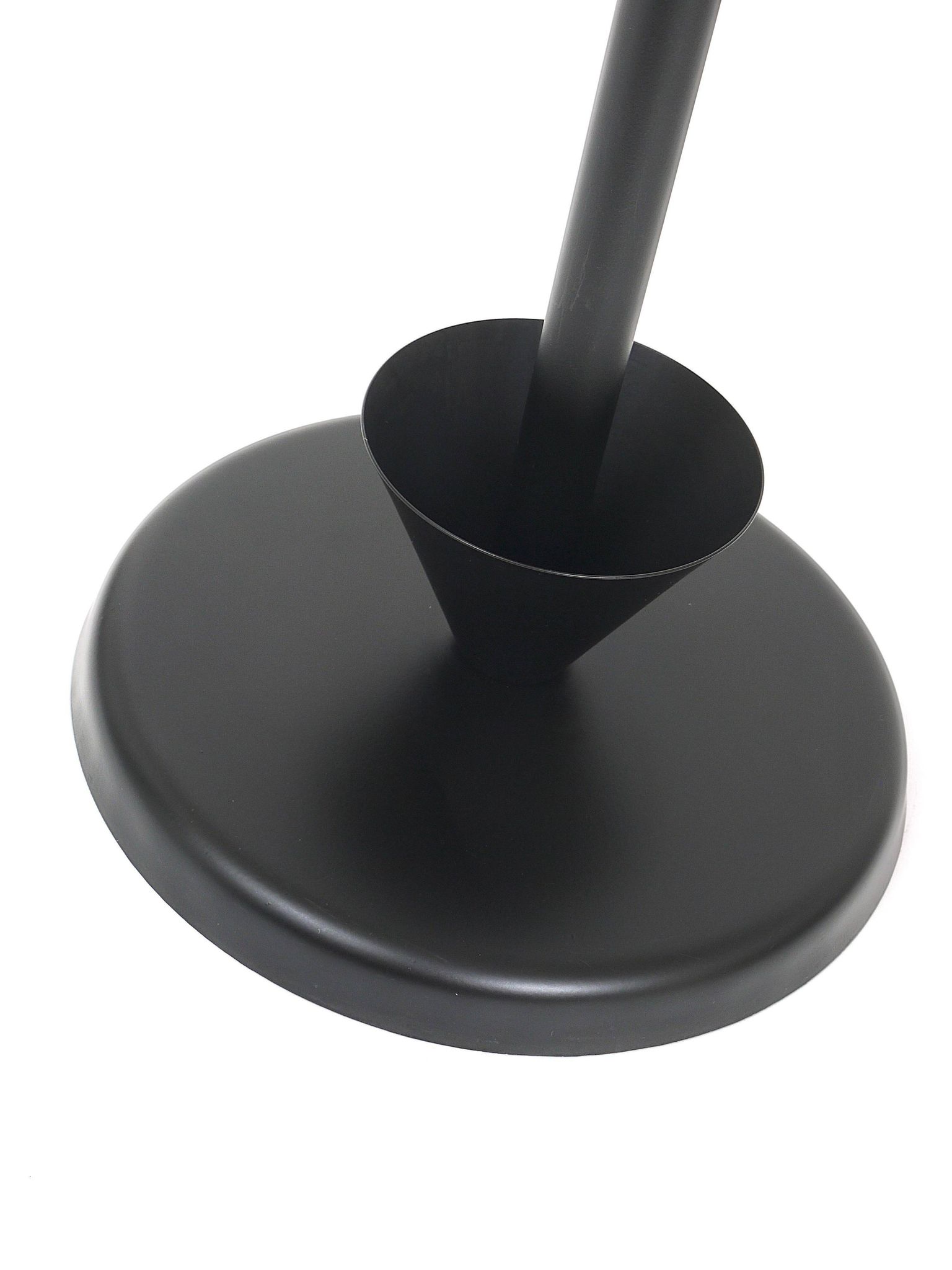 Black post-modern umbrella stand in the style of Castiglioni, Memphis, Italy, 1980s.