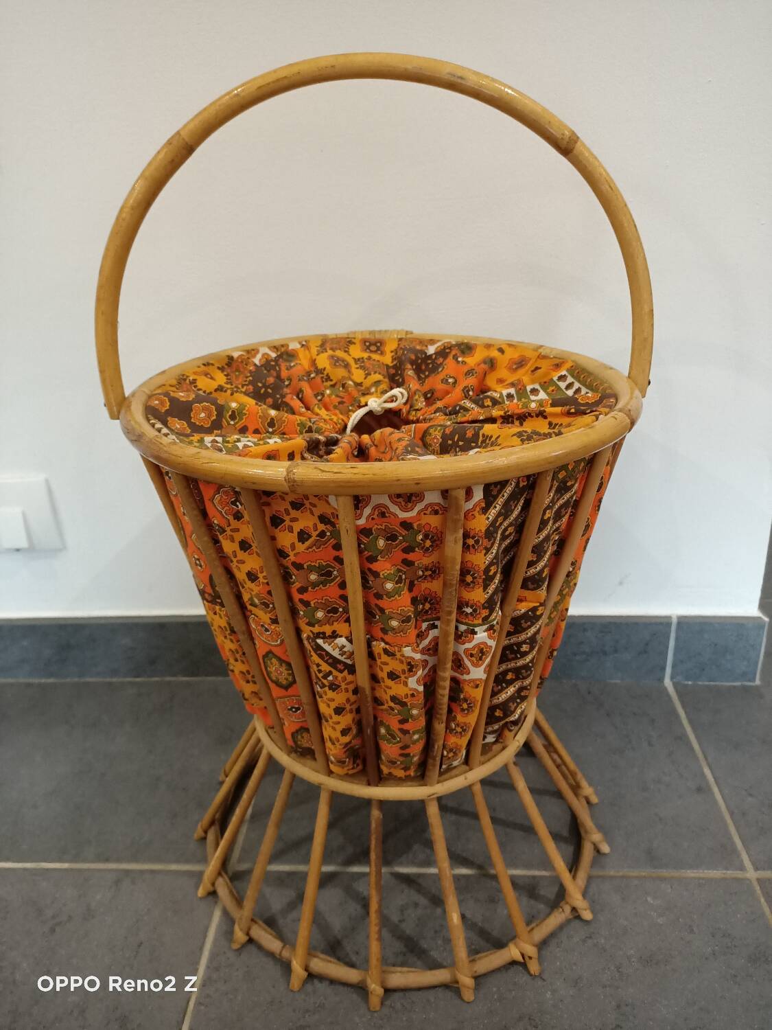 Travailleuse rotin vintage