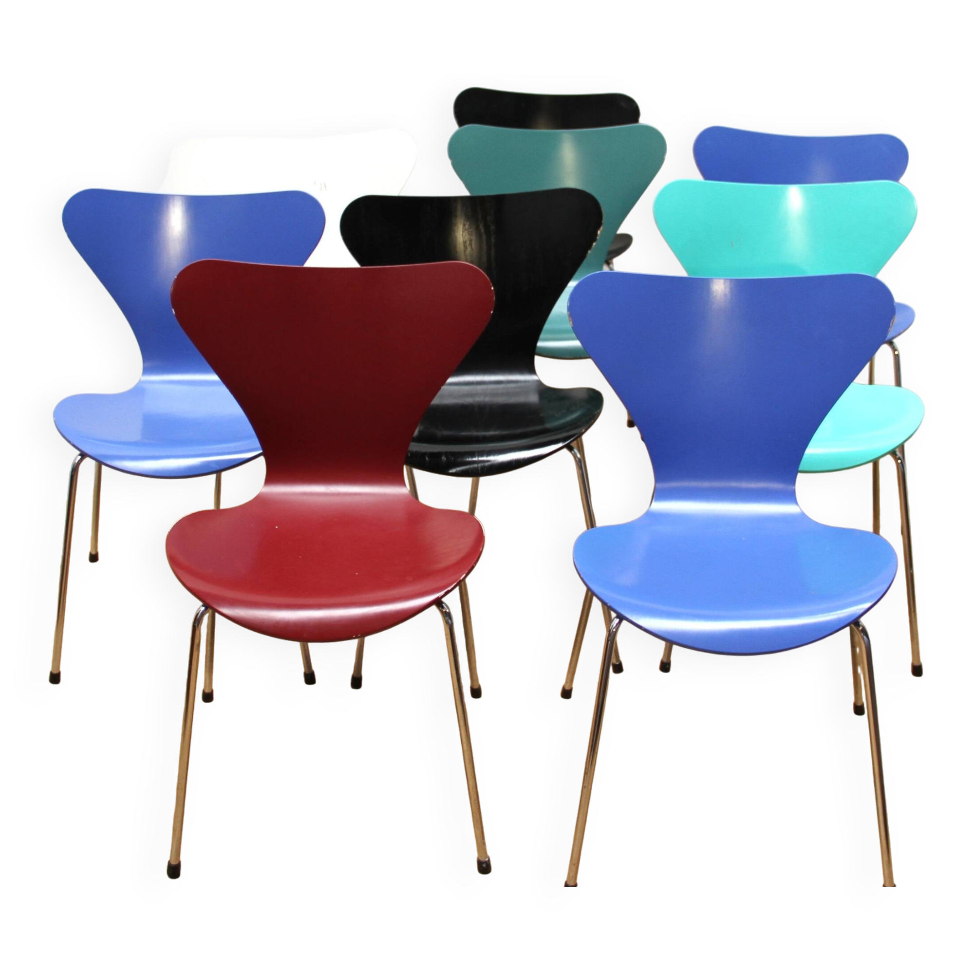 Suite de 9 chaises fourmi 3107 Arne Jacobsen