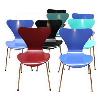 Set of 9 ant chairs 3107 Arne Jacobsen