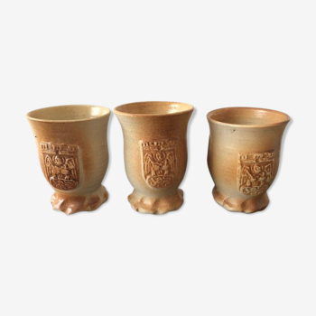 3 verres en poterie de Siegburg (Allemagne)