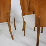 Ensemble de quatre chaises à manger restaurées modèle H-214 conçu par Jindřich Halabala, années 1950.