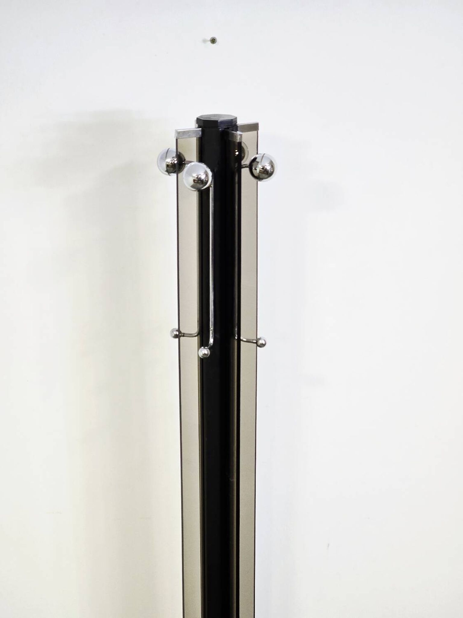 Porte-manteau des années 70
