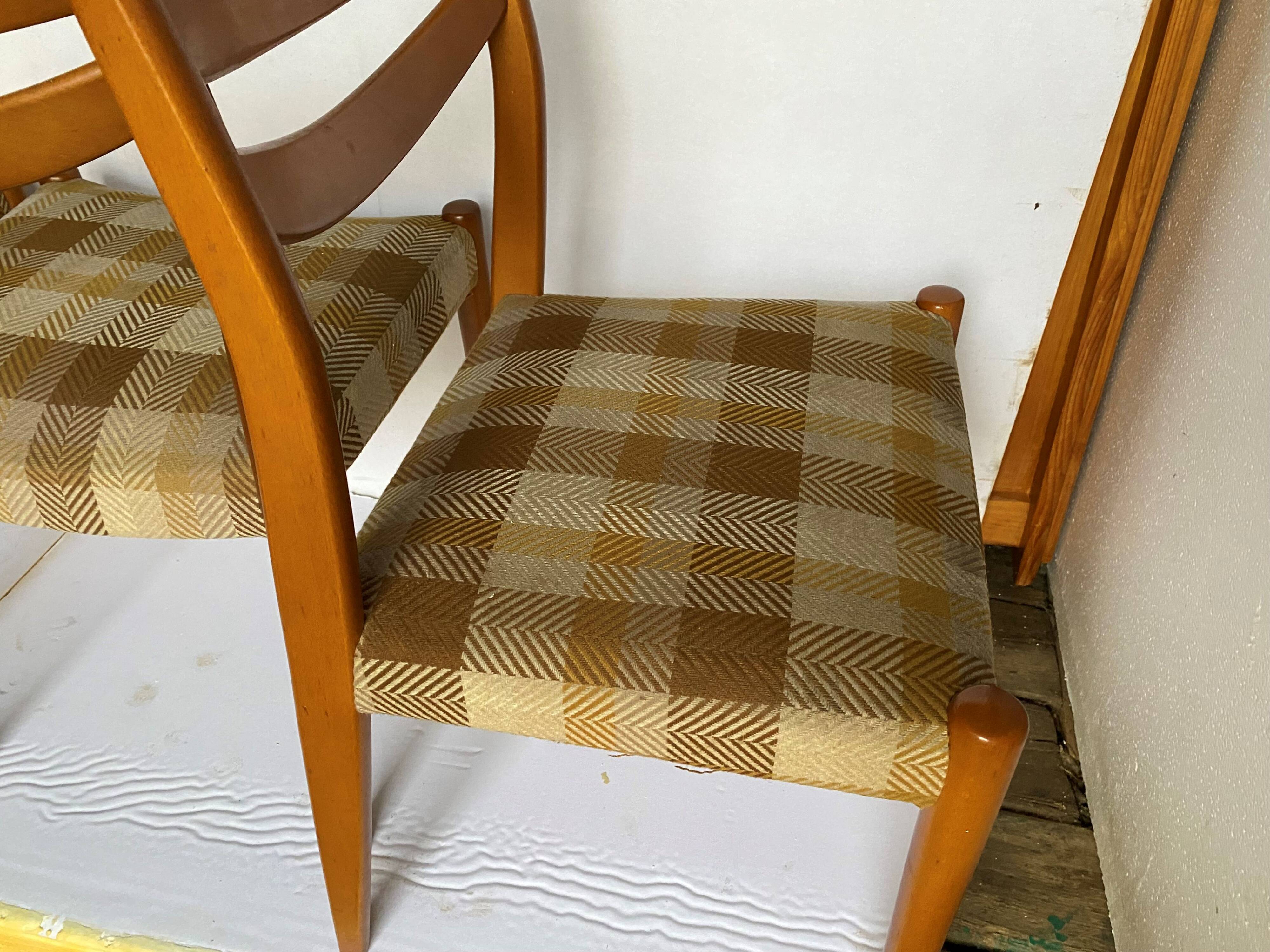Series of 4 Scandinavian style chairs 1960