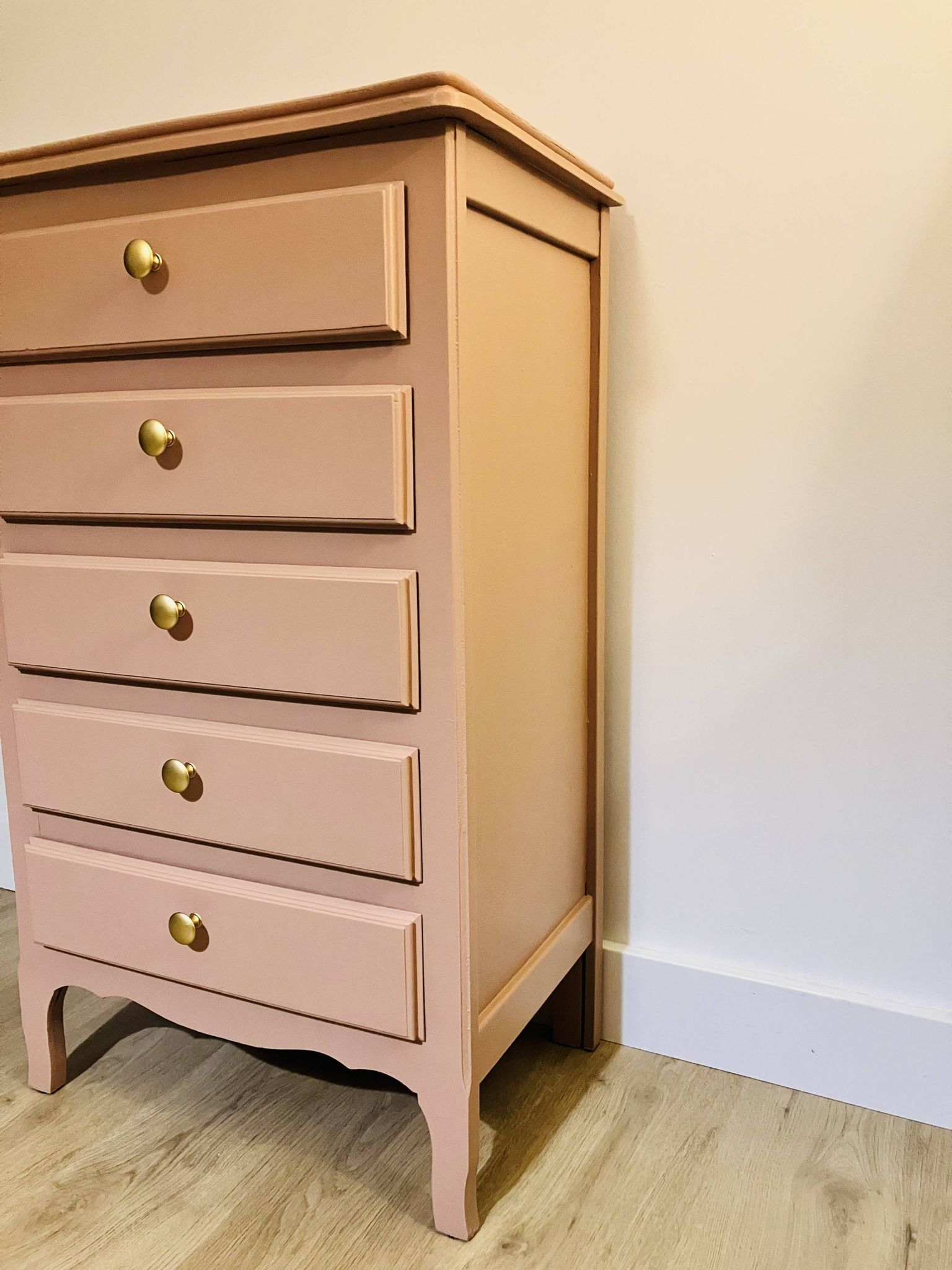 Chiffonnier en bois rose
