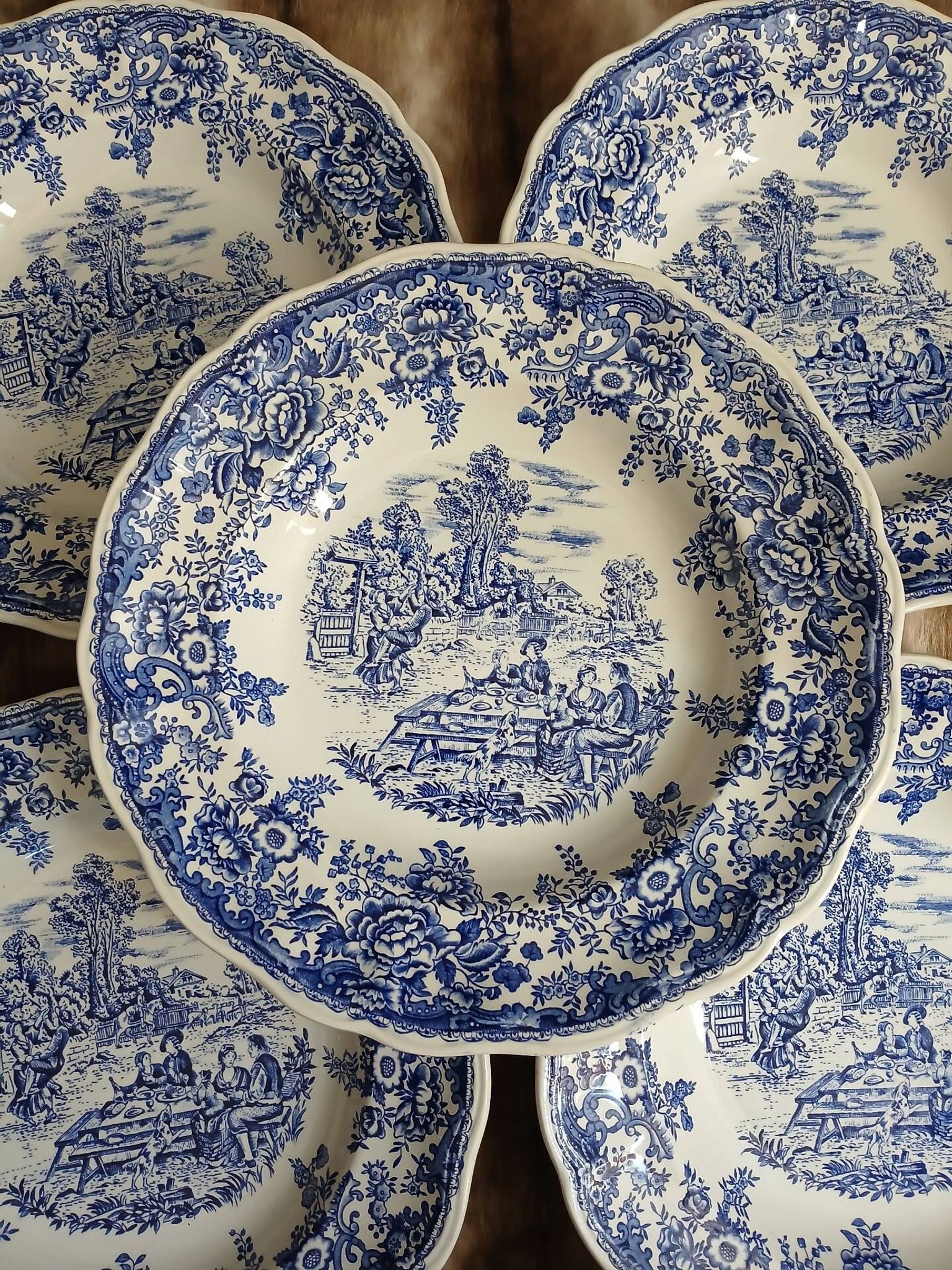 12 antique flat plates Lunéville KG