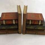 Pair of bookends (& secret boxes) in trompe l'oeil Stacked books