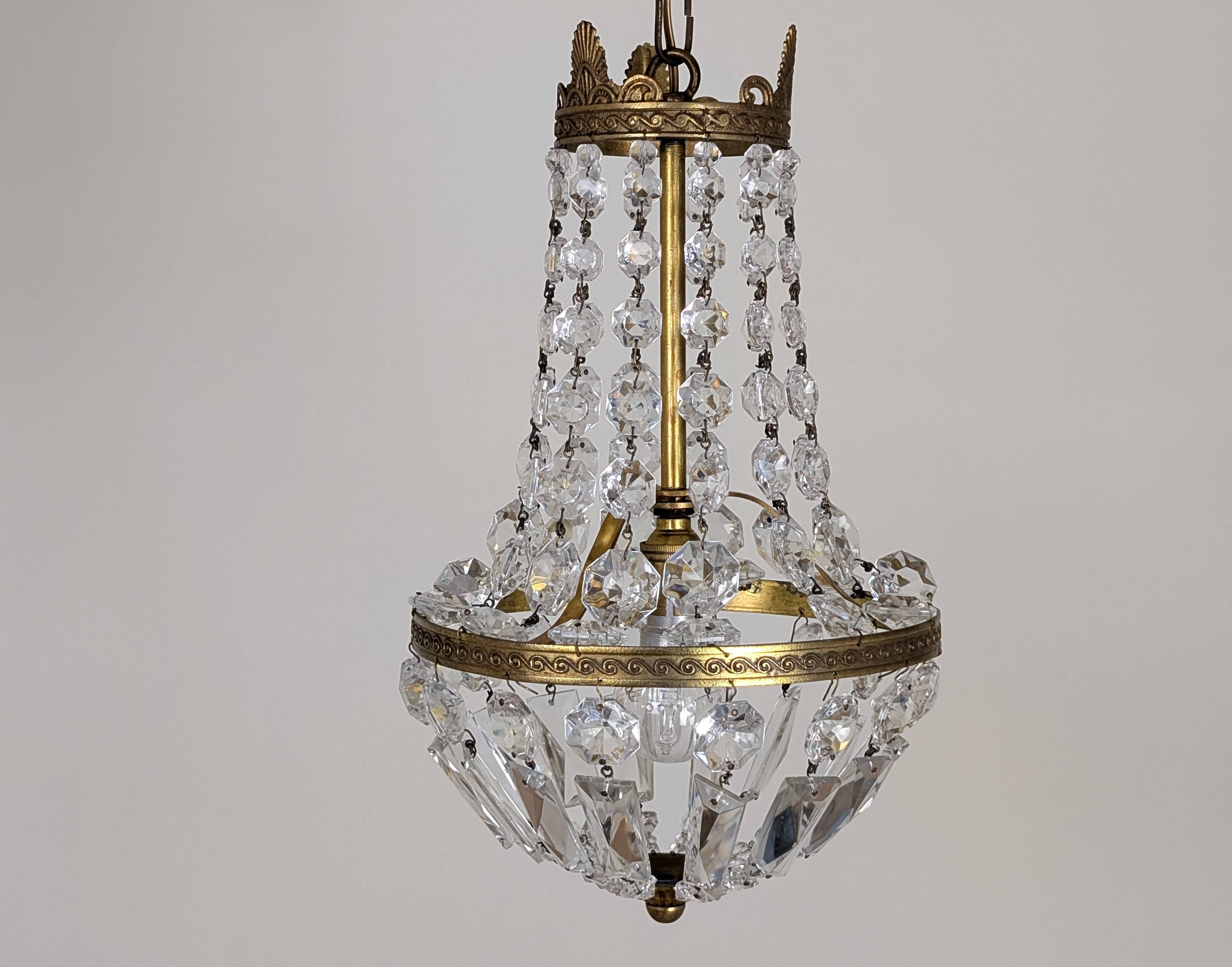 Hot air balloon tassel chandelier