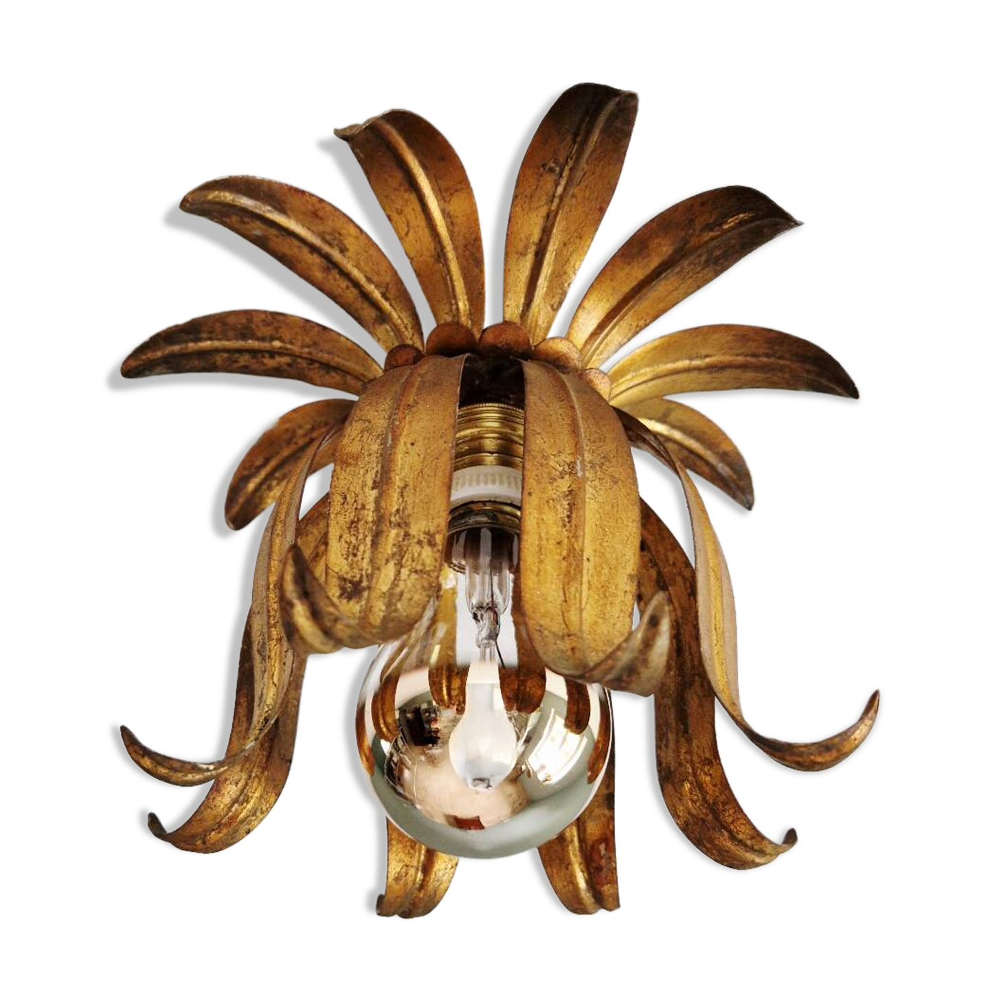 Italian ceiling light in gilded metal, floral design, 1960-70.