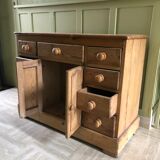 Pine dresser