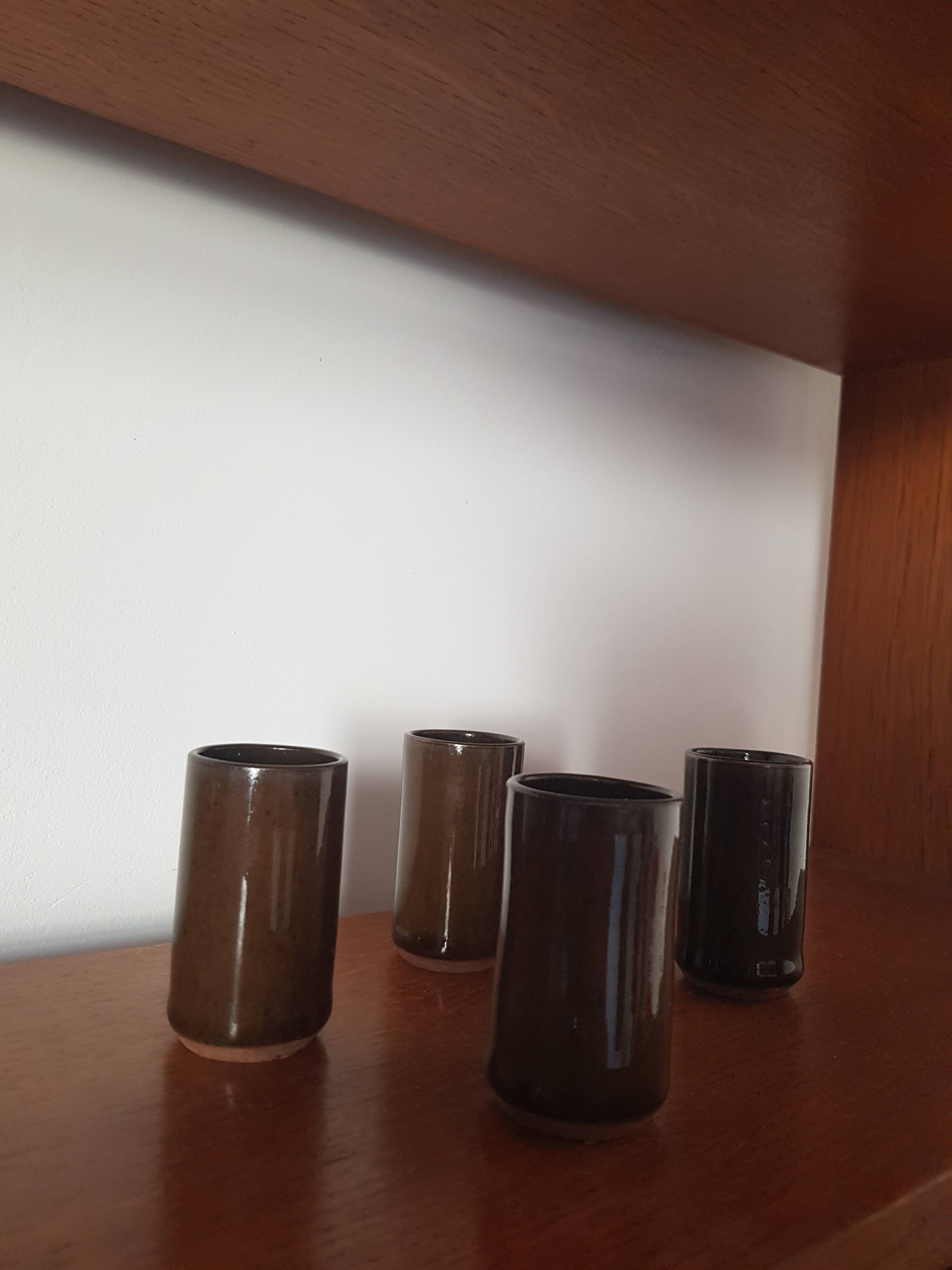 Set of 4 stoneware glasses