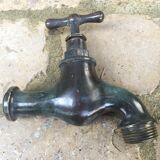 19th century enamelled cast iron corner fountain with brass faucet