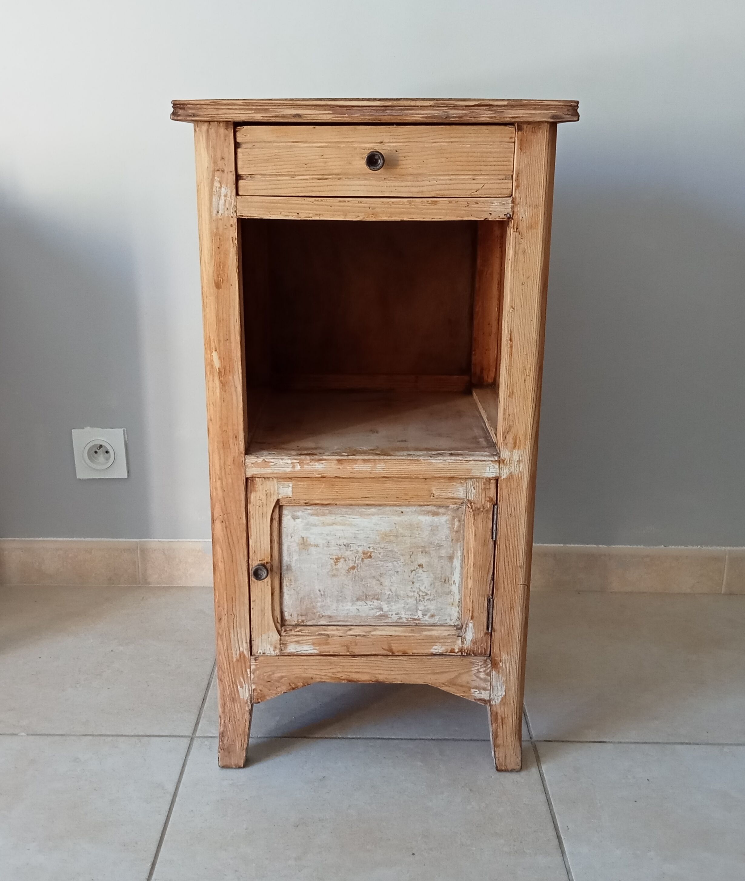 Art Deco side table 50s
