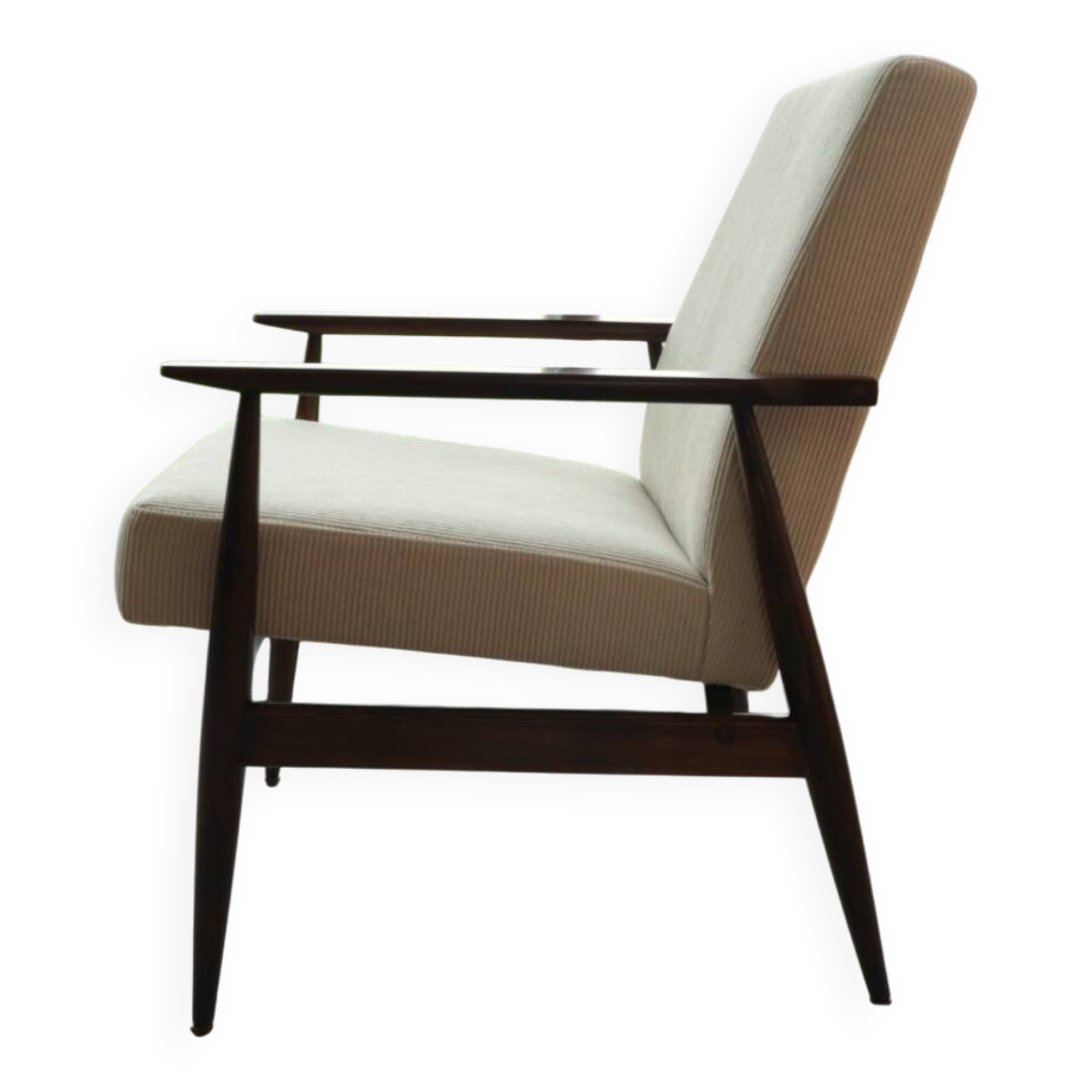 Fauteuil scandinave classique en velours côtelé beige, bois de noyer