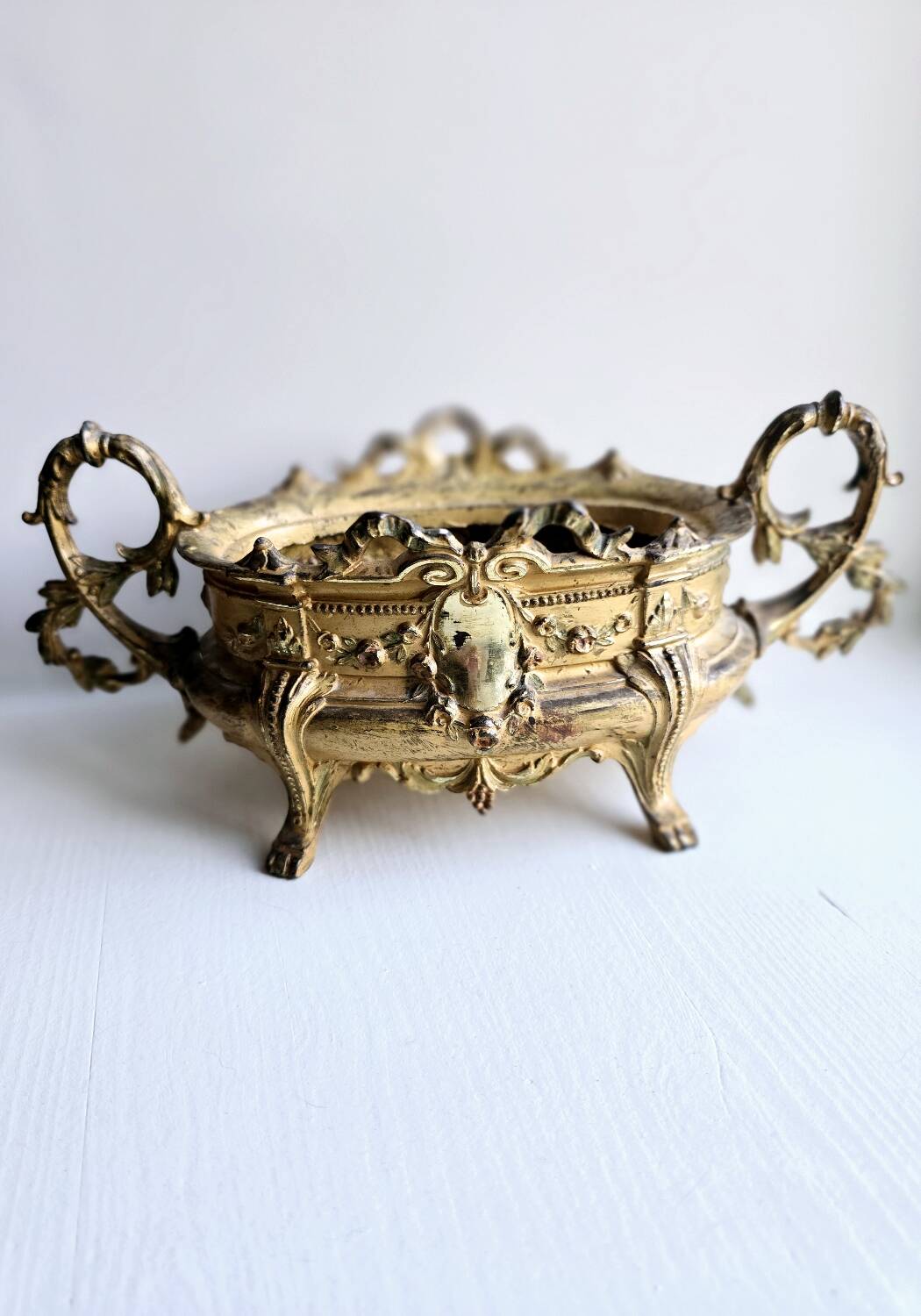 Jardinière en bronze/laiton