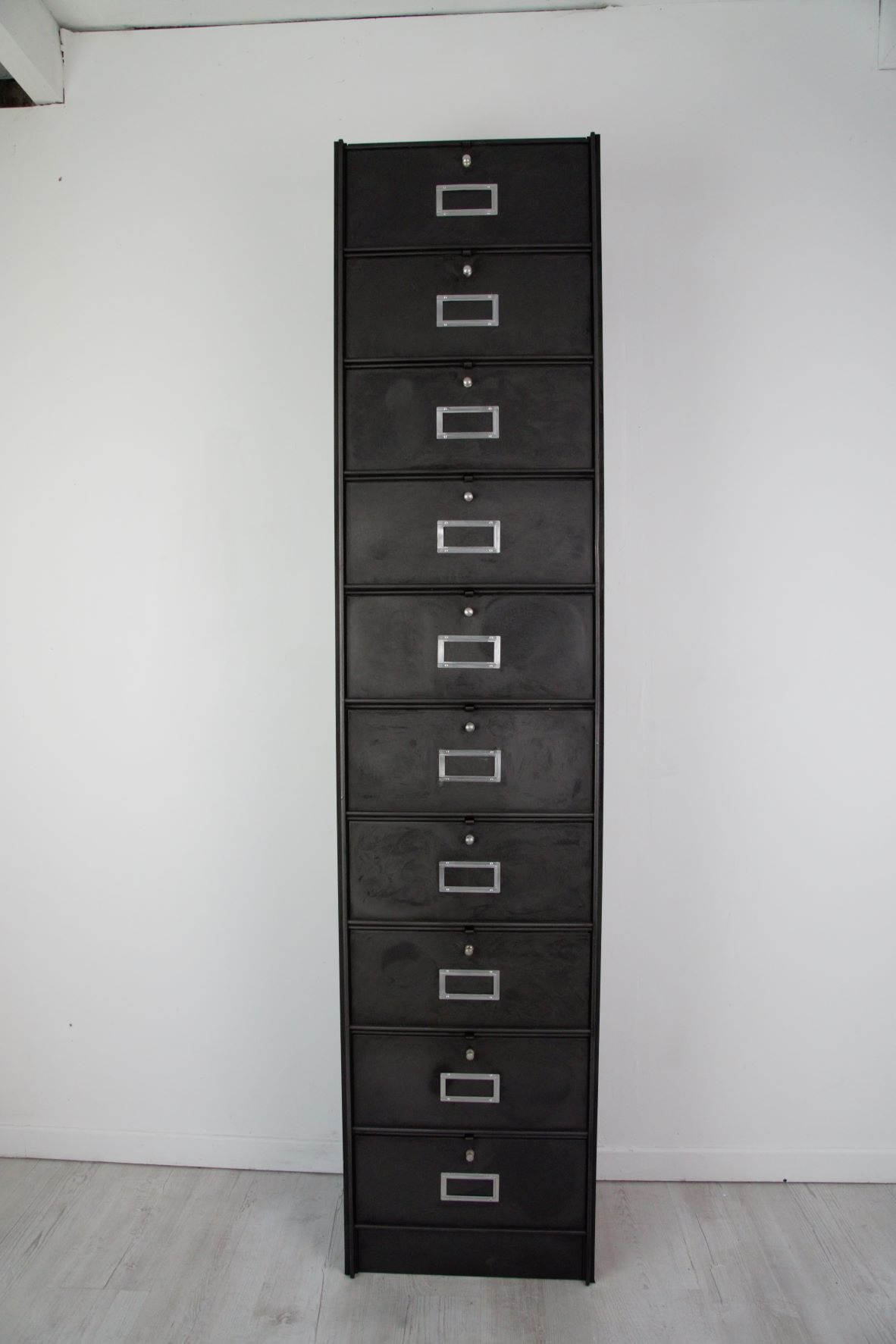 Nice clamshell cabinet 10 metal boxes Roneo