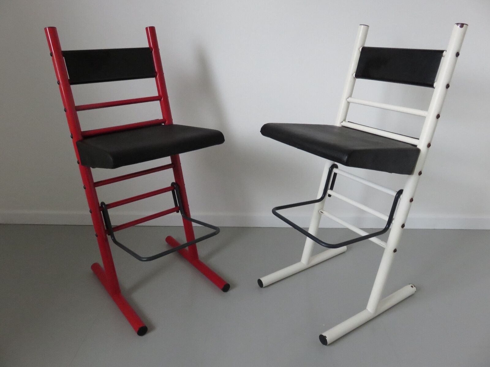 Pair of modular stools " Errebi " Italy 80s era Memphis